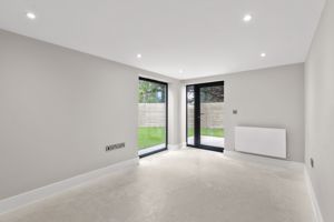 Photo 18- click for photo gallery